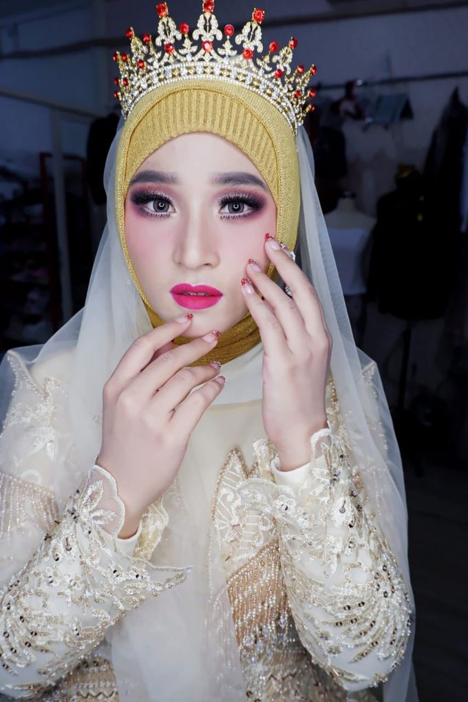 photoshoot muslim wedding by Bridal Tulip - 004