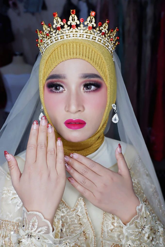 photoshoot muslim wedding by Bridal Tulip - 005