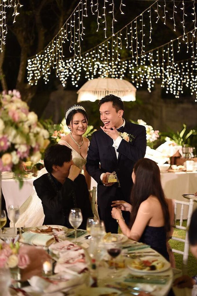 Ivan & Fiona Wedding at Nusa Dua Bali by Catalina Flora - 011