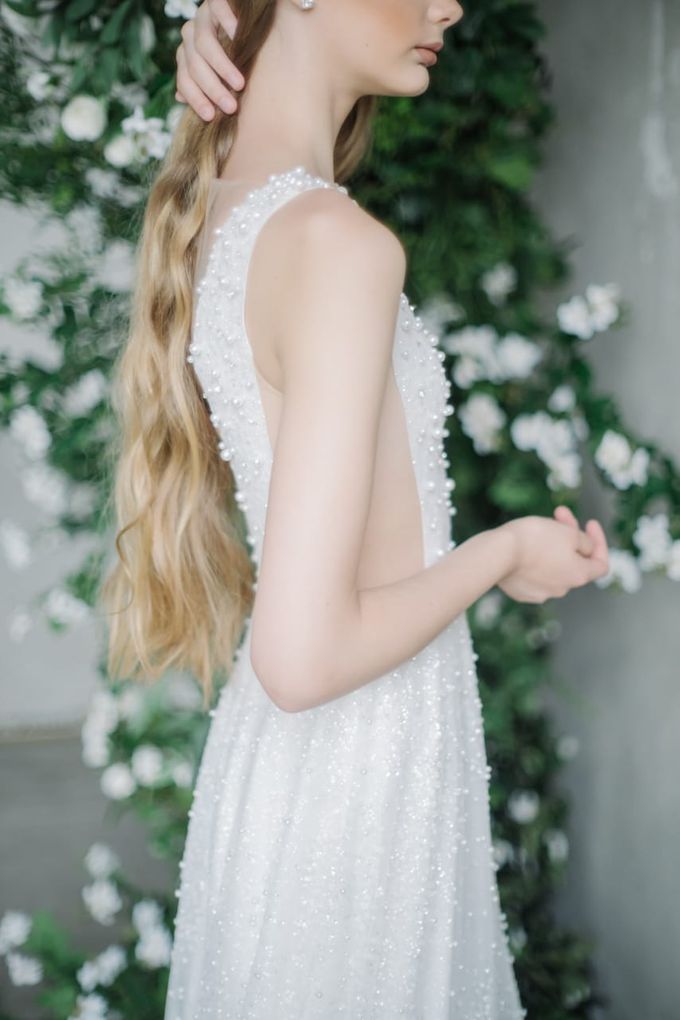 wedding dress by Vivi Valencia - 006 wedding dress by Vivi Valencia - 006