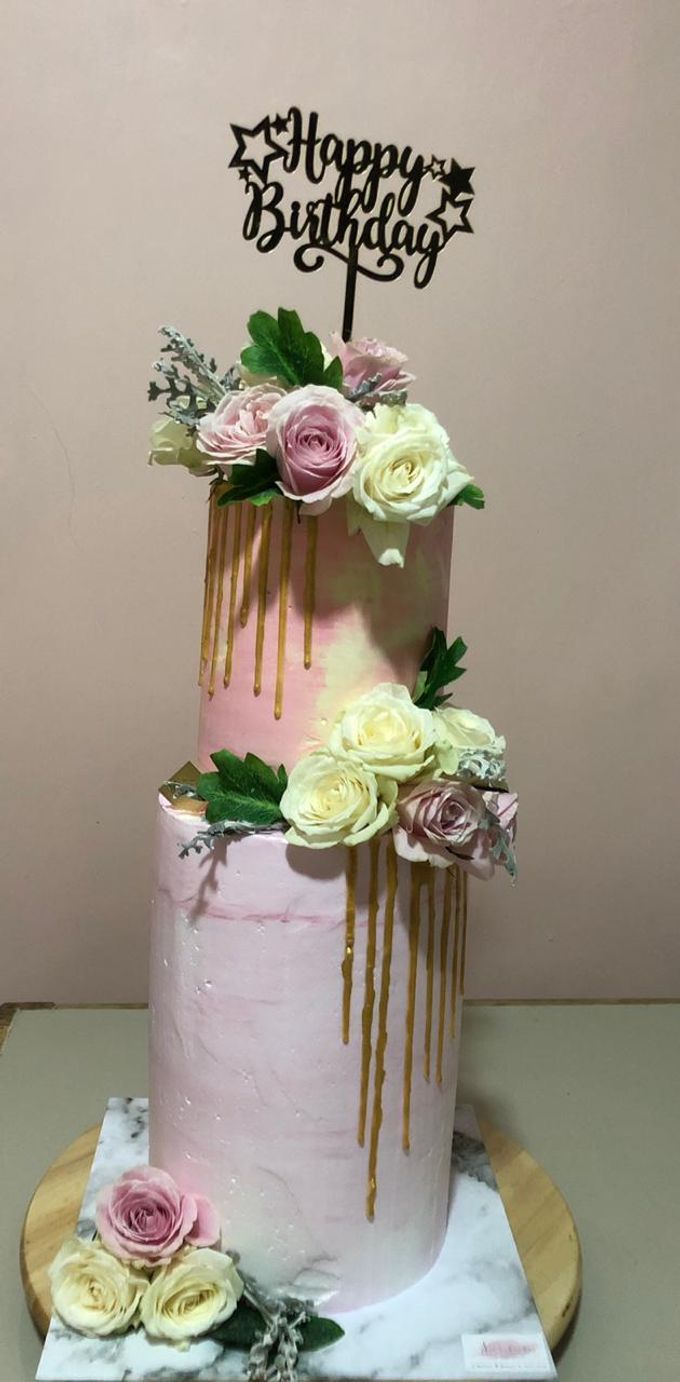 Tiers Cake by FIOR FIORE Patisserie - 002 Tiers Cake by FIOR FIORE Patisserie - 002