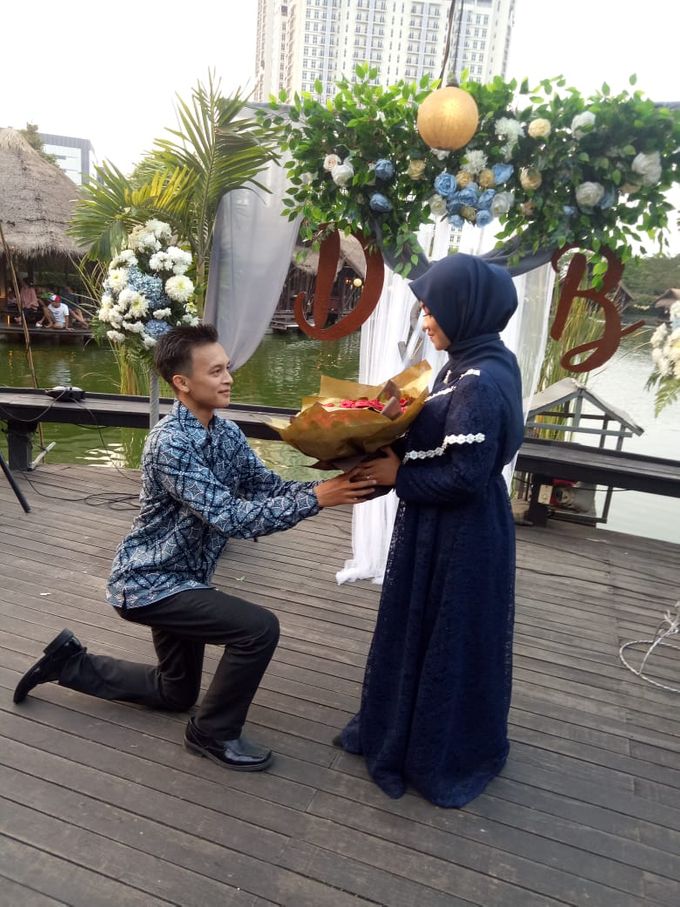Engagement of Dannita & Bayu by Glowy wedding organizer - 007 Engagement of Dannita & Bayu by Glowy wedding organizer - 007