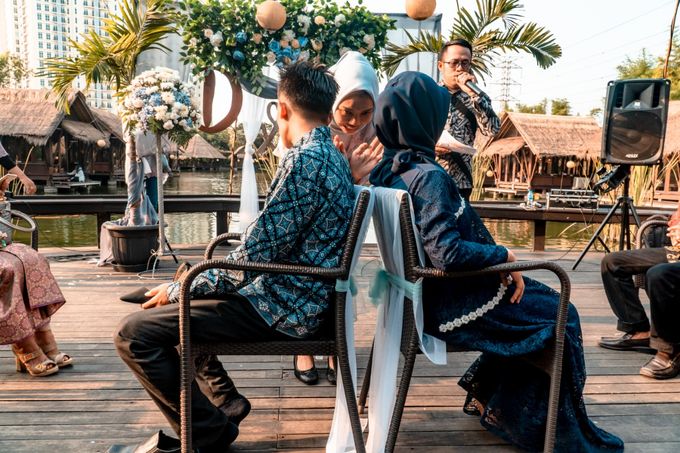 Engagement of Dannita & Bayu by Glowy wedding organizer - 010 Engagement of Dannita & Bayu by Glowy wedding organizer - 010