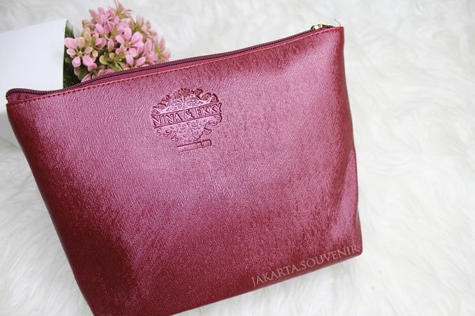 ZIPPER POUCH 2.0 PRADA METALLIC by Jakarta Souvenir - 003 ZIPPER POUCH 2.0 PRADA METALLIC by Jakarta Souvenir - 003