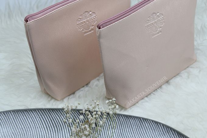 ZIPPER POUCH 2.0 PRADA METALLIC by Jakarta Souvenir - 002 ZIPPER POUCH 2.0 PRADA METALLIC by Jakarta Souvenir - 002
