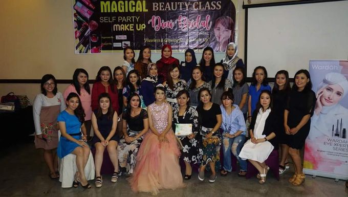 Murid Makeup& Salon Dini Bridal by Dini Bridal, Salon & Beauty Course - 047 Murid Makeup& Salon Dini Bridal by Dini Bridal, Salon & Beauty Course - 047