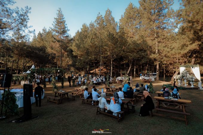 Romantic Wedding at the pine forest by Puteri Gunung Hotel - 003