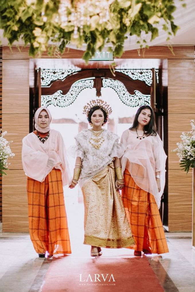 Ratna Giswa - Chandira Wedding Package by Chandira Wedding Organizer - 027 Ratna Giswa - Chandira Wedding Package by Chandira Wedding Organizer - 027