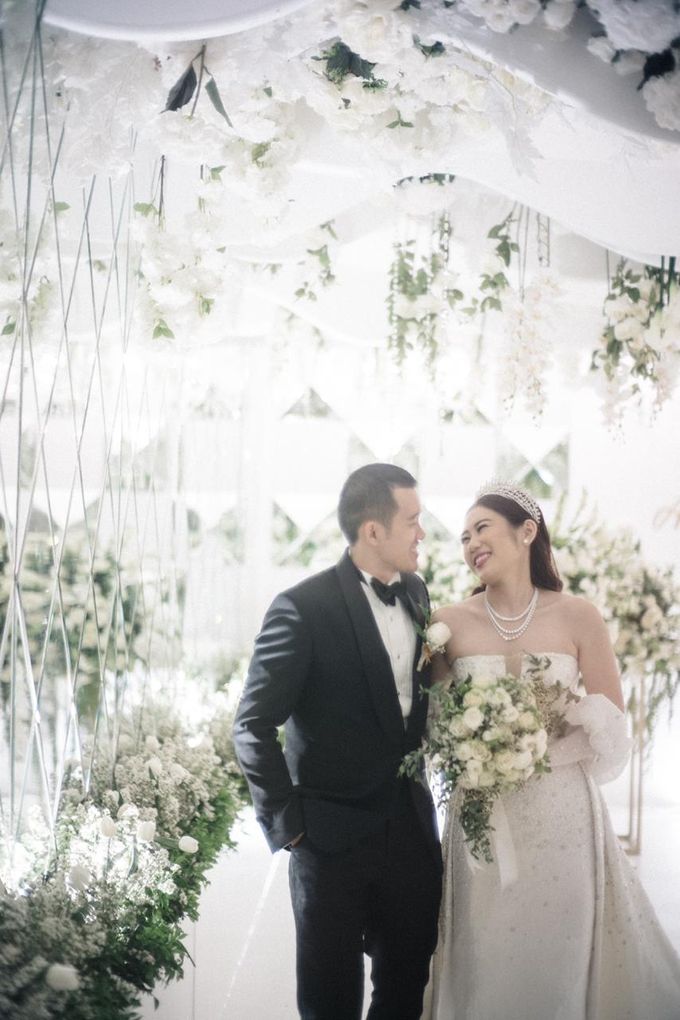 Ritz Carlton Pacific Place - Bobby & Angela by GLOW LIGHT - 022 Ritz Carlton Pacific Place - Bobby & Angela by GLOW LIGHT - 022