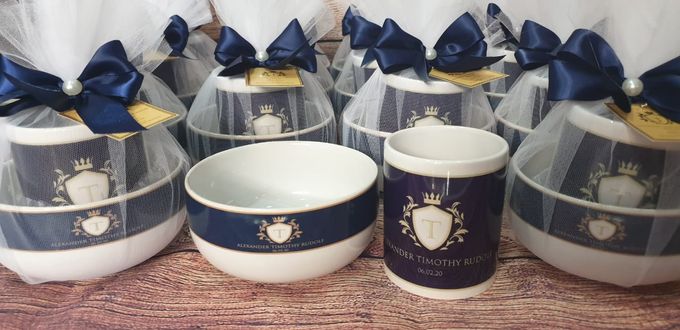 Hampers Baby Mangkok & Mug by momogifts - 001 Hampers Baby Mangkok & Mug by momogifts - 001