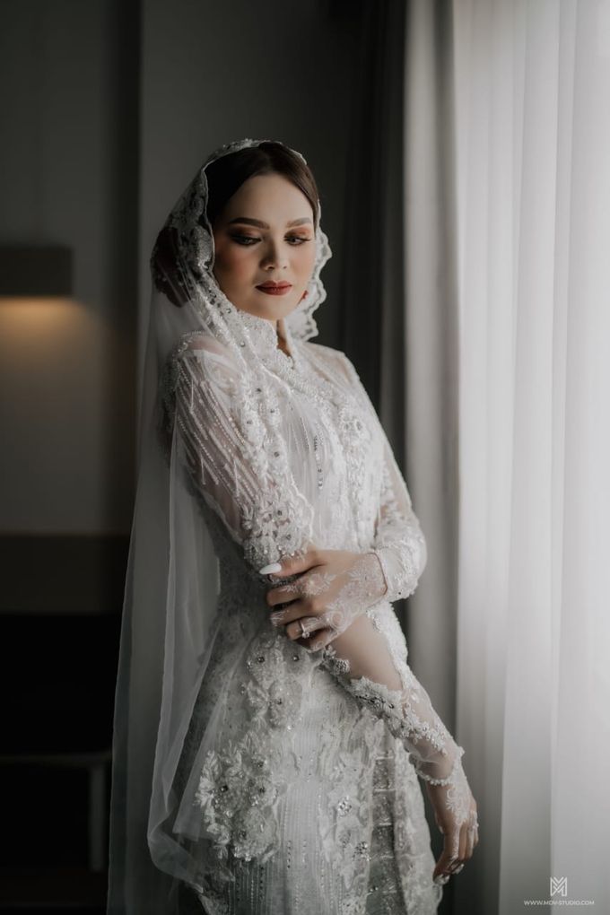 Kebaya akad by Hanitairwany Fashion 