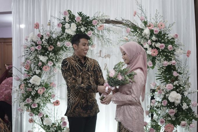 Engagement Lia & Galih by Flowerdecor70 - 009