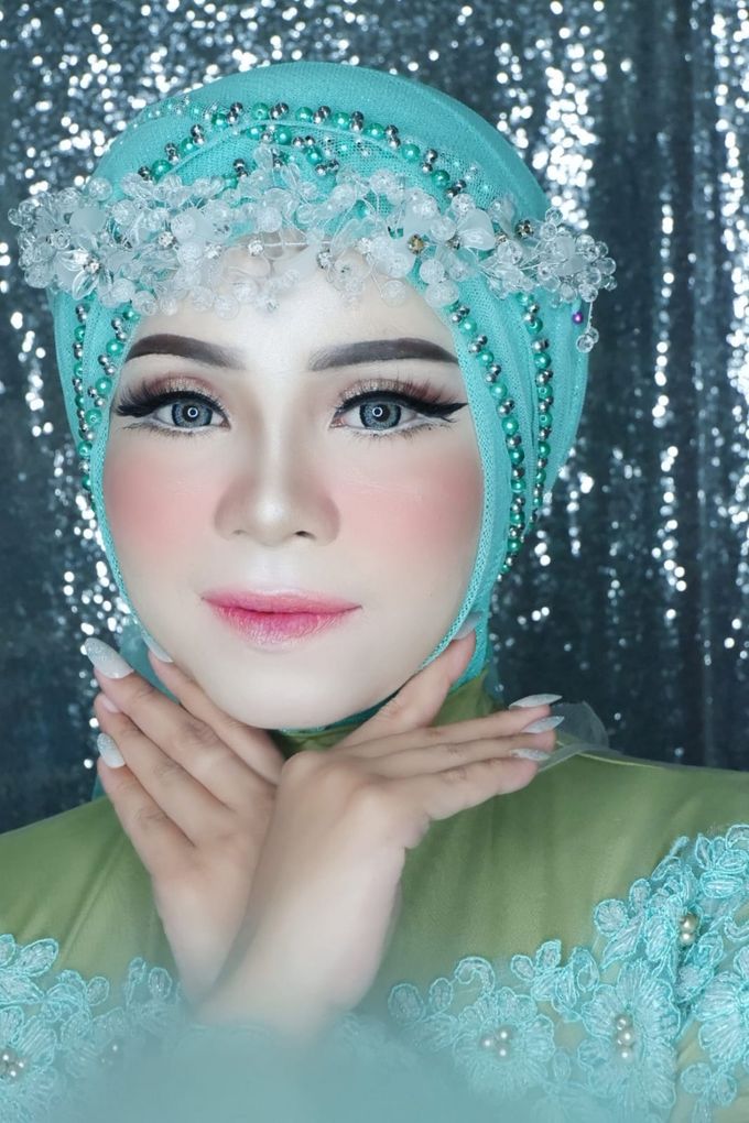Makeup bride by Dhenia wedding gallery - 009 Makeup bride by Dhenia wedding gallery - 009
