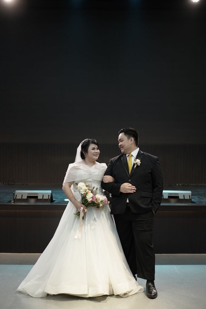THE WEDDING OF SUHENDRA & YUWINA KARTIKA by Ohana Enterprise - 016