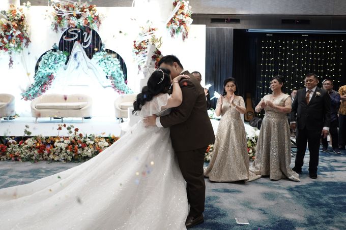 THE WEDDING OF SUHENDRA & YUWINA KARTIKA by Ohana Enterprise - 002