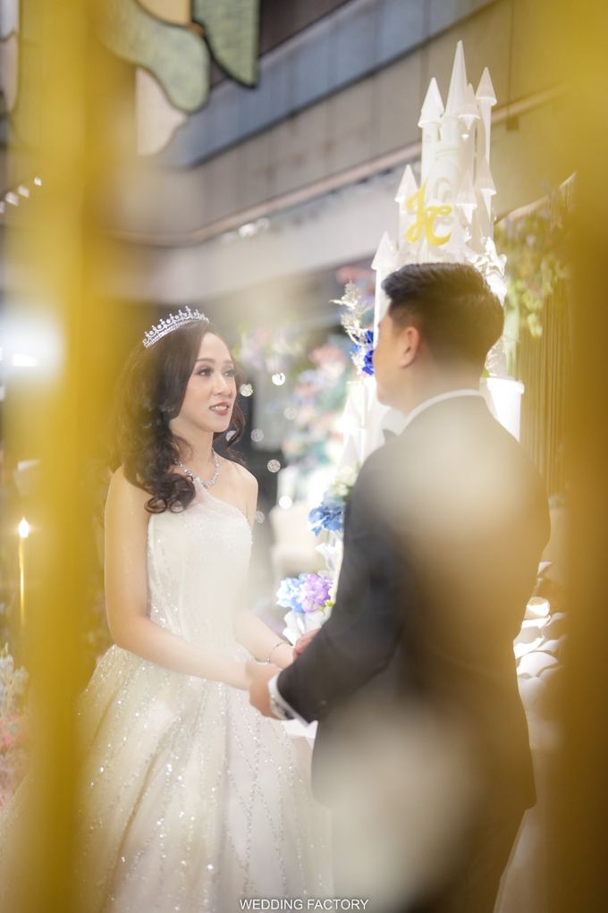 THE WEDDING OF JOHANES & CLARA ALVERINA OENTORO by Hermina Grand Ballroom - 003 THE WEDDING OF JOHANES & CLARA ALVERINA OENTORO by Hermina Grand Ballroom - 003