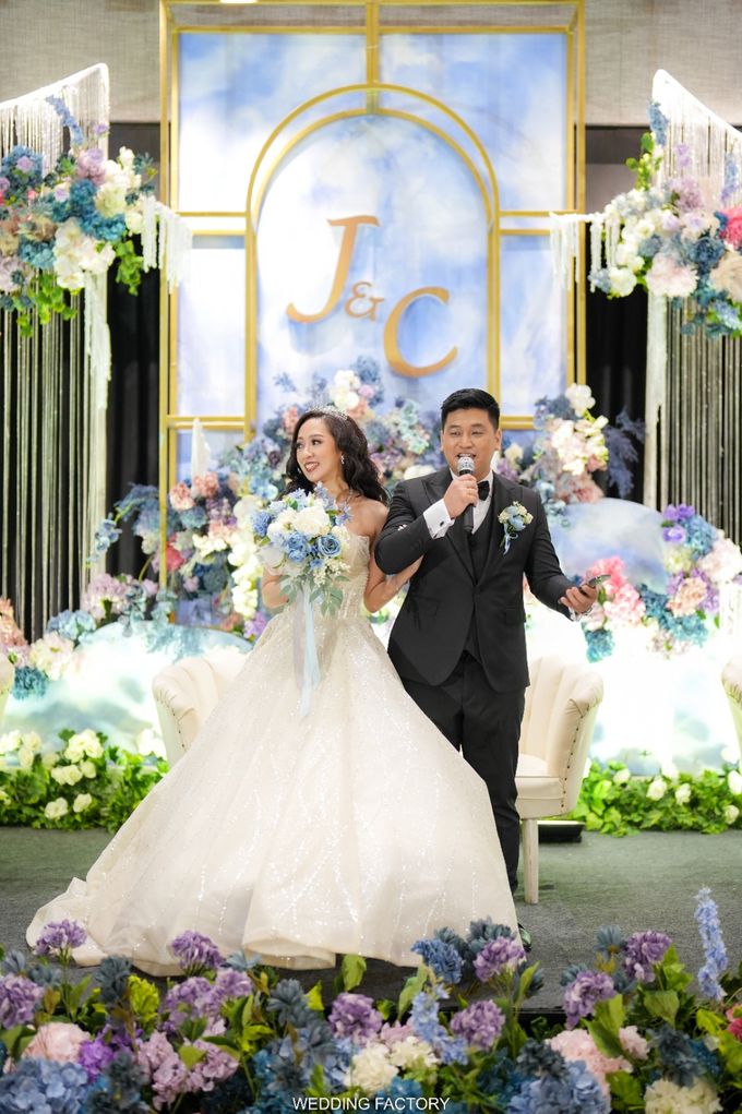 THE WEDDING OF JOHANES & CLARA ALVERINA OENTORO by Hermina Grand Ballroom - 004 THE WEDDING OF JOHANES & CLARA ALVERINA OENTORO by Hermina Grand Ballroom - 004