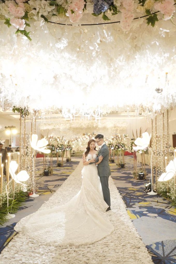 The Wedding of Daniel & Yohanna by Menara Mandiri by IKK Wedding (ex. Plaza Bapindo) - 010 The Wedding of Daniel & Yohanna by Menara Mandiri by IKK Wedding (ex. Plaza Bapindo) - 010