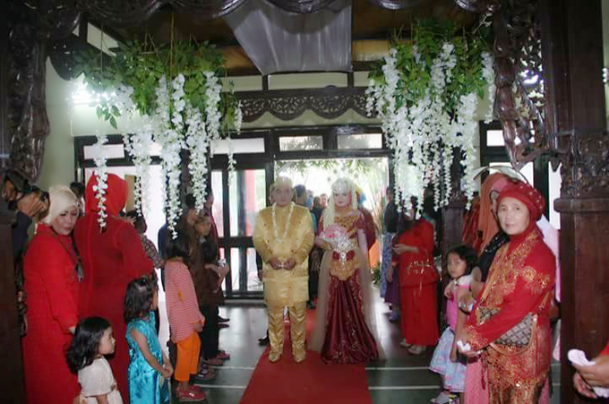 Resepsi Erry dan Alvi by Sanggar Rias Dian Dhee - 001 Resepsi Erry dan Alvi by Sanggar Rias Dian Dhee - 001