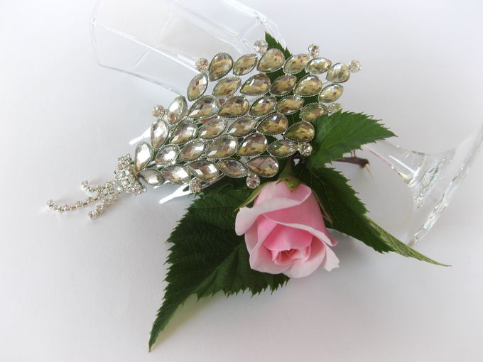 Bridal Hair Comb by Pamela Falli - 004 Bridal Hair Comb by Pamela Falli - 004