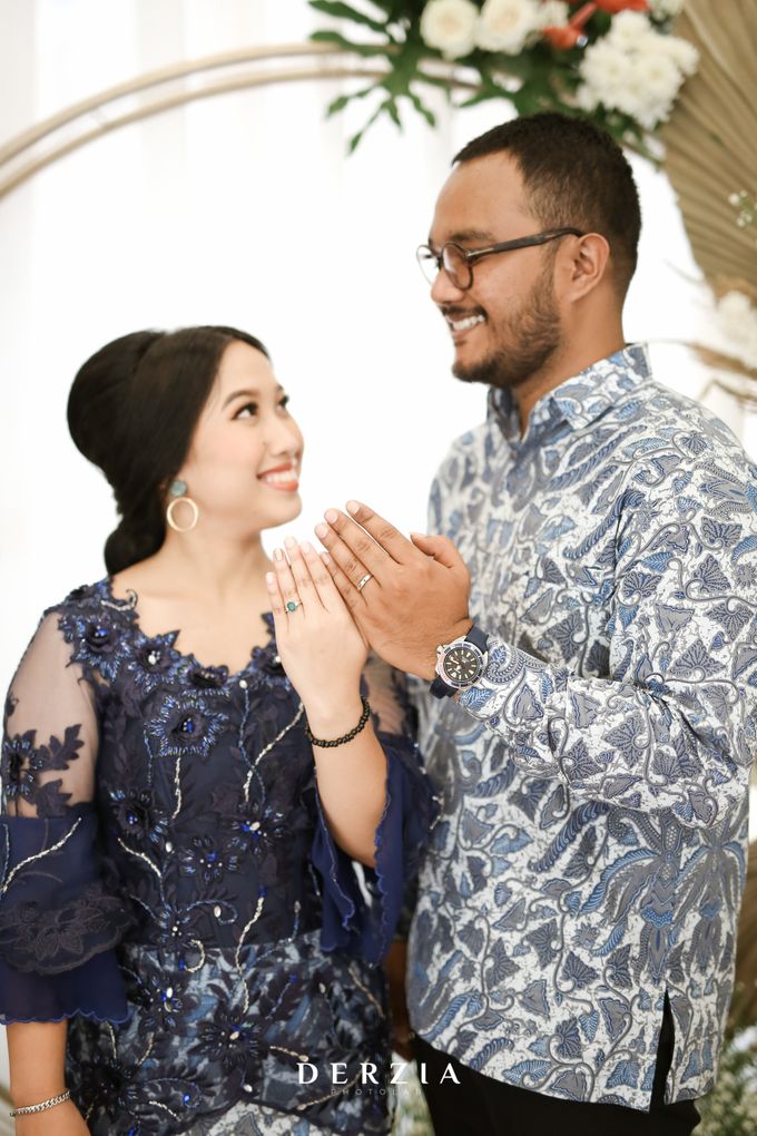 The Engagement of Febby & Rama by DIY Planner - 001 The Engagement of Febby & Rama by DIY Planner - 001