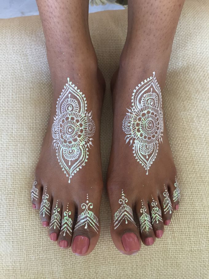 Henna service on Myrin and Sarnia Wedding by Nirvana Henna by Shinta - 006 Henna service on Myrin and Sarnia Wedding by Nirvana Henna by Shinta - 006