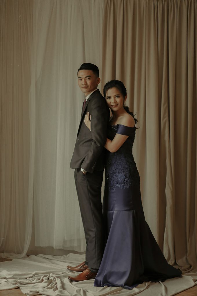 Studio Prewedding - Ana & Ezral by Willie William Photography - 004 Studio Prewedding - Ana & Ezral by Willie William Photography - 004