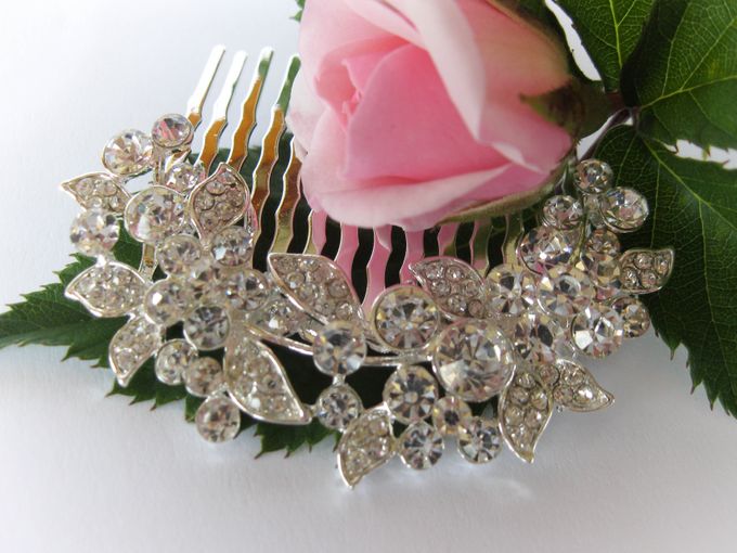 Bridal Hair Comb by Pamela Falli - 008 Bridal Hair Comb by Pamela Falli - 008