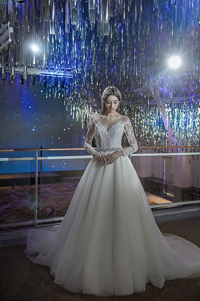 Bridal Gown Collection Luminous by La Belle Couture Weddings Pte Ltd - 002 Bridal Gown Collection Luminous by La Belle Couture Weddings Pte Ltd - 002
