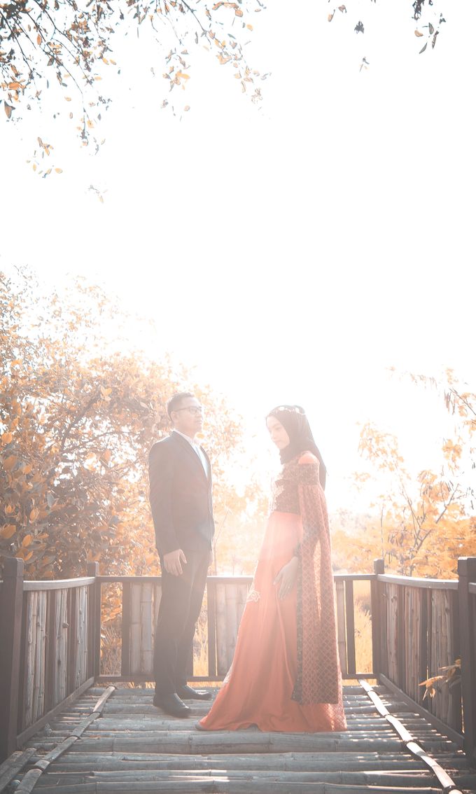 Prewedding of Aris and Devi by Khoironi Syifa - 006 Prewedding of Aris and Devi by Khoironi Syifa - 006