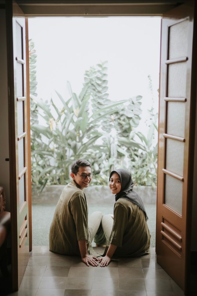 Shafira + Daffa pre-wedding photo session by The Witjaksana Photography - 005 Shafira + Daffa pre-wedding photo session by The Witjaksana Photography - 005