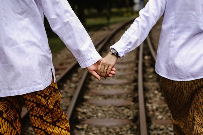Tika & Dedi Prewedding by Riyoeko Project & Pictures - 003 Tika & Dedi Prewedding by Riyoeko Project & Pictures - 003