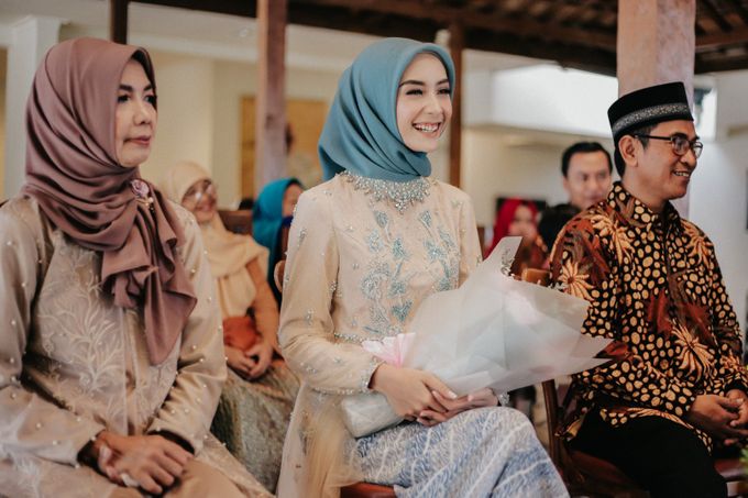 The Engagement of Melly & Wisnu by alienco photography - 006 The Engagement of Melly & Wisnu by alienco photography - 006
