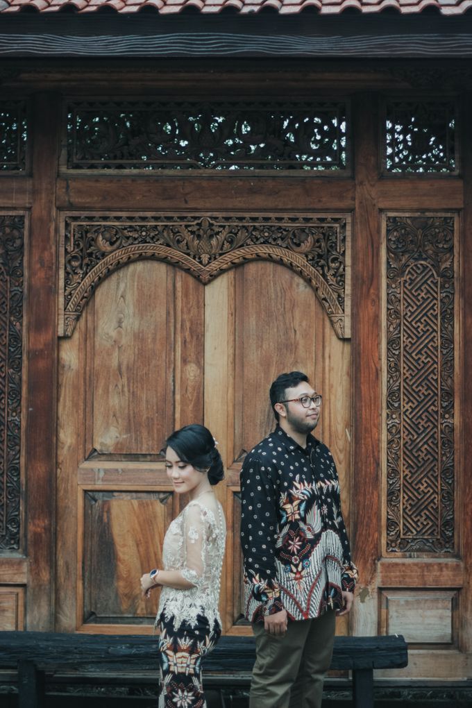 Engagement Mr.A and Mrs.S by Lingkar_portrait - 001 Engagement Mr.A and Mrs.S by Lingkar_portrait - 001