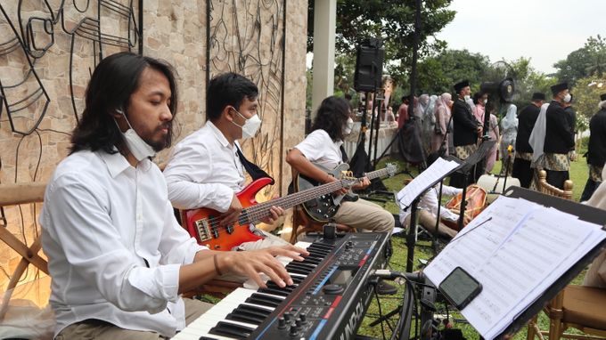 Pernikahan Della dan Fadil di Bumi Ka-el Andara depok by Chaka Music - 001 Pernikahan Della dan Fadil di Bumi Ka-el Andara depok by Chaka Music - 001