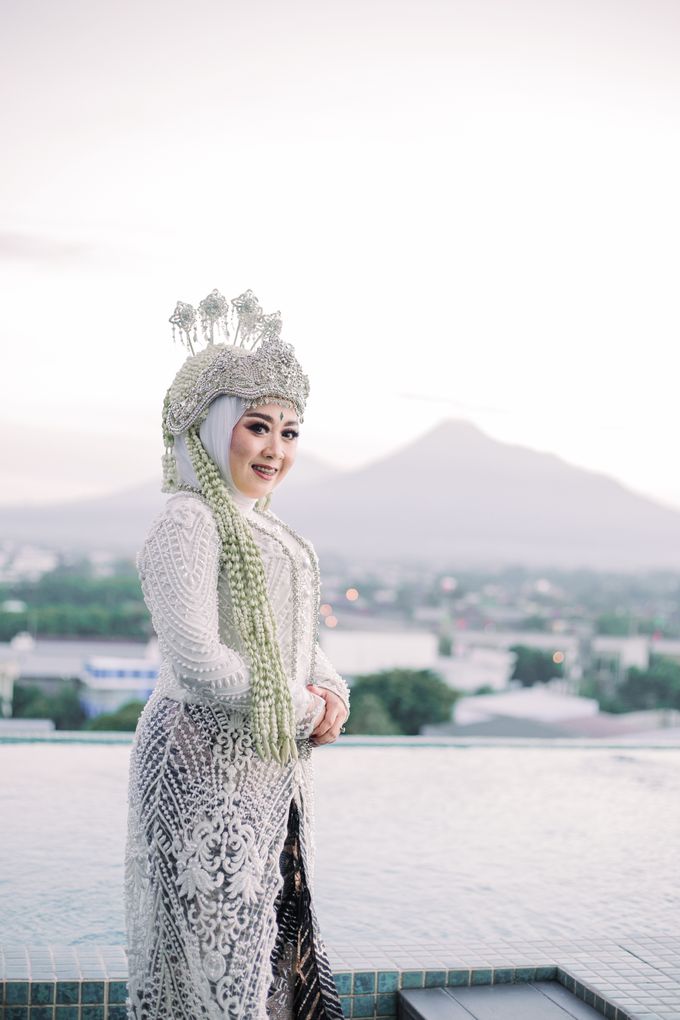 Sundanese Tradional Wedding - Gita & Putra by vimistudio - 006 Sundanese Tradional Wedding - Gita & Putra by vimistudio - 006