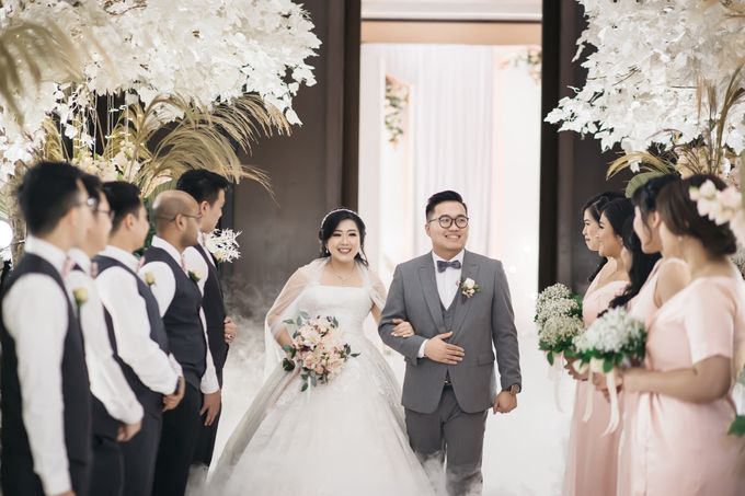 Indra & Yoan Wedding at Hilton by PRIDE Organizer - 019 Indra & Yoan Wedding at Hilton by PRIDE Organizer - 019