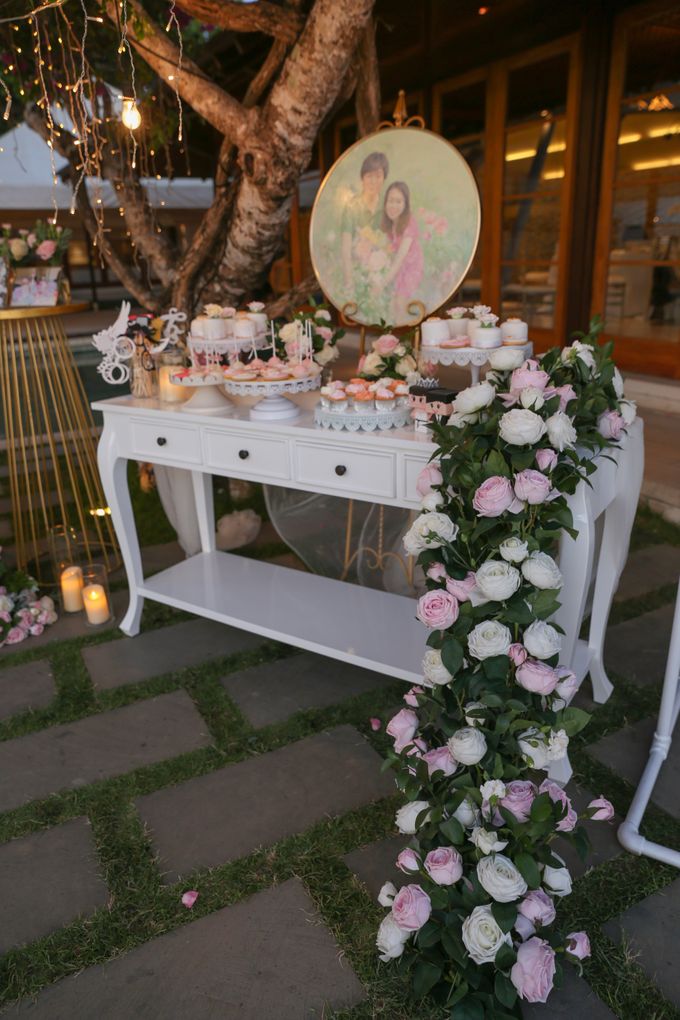 Mesmerizing Cave Wedding at Ocean Bali by Silverdust Decoration - 021 Mesmerizing Cave Wedding at Ocean Bali by Silverdust Decoration - 021