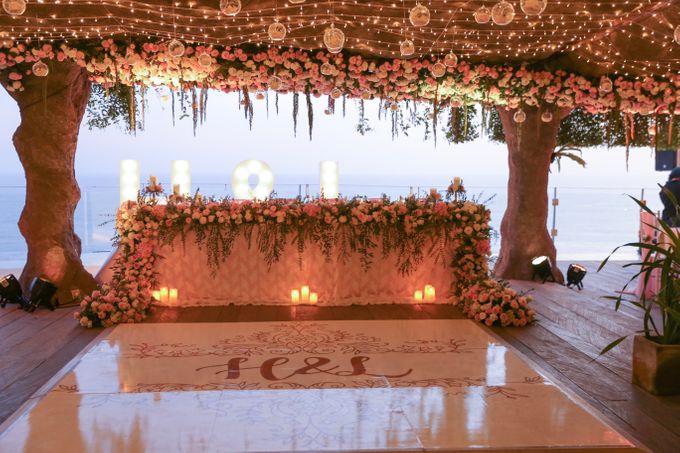 Mesmerizing Cave Wedding at Ocean Bali by Silverdust Decoration - 025 Mesmerizing Cave Wedding at Ocean Bali by Silverdust Decoration - 025
