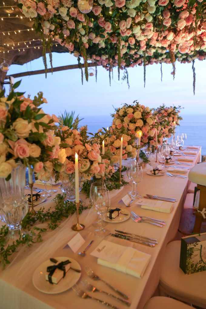 Mesmerizing Cave Wedding at Ocean Bali by Silverdust Decoration - 028 Mesmerizing Cave Wedding at Ocean Bali by Silverdust Decoration - 028