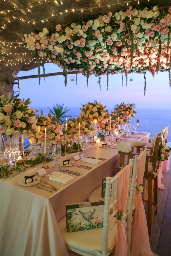Mesmerizing Cave Wedding at Ocean Bali by Silverdust Decoration - 030 Mesmerizing Cave Wedding at Ocean Bali by Silverdust Decoration - 030