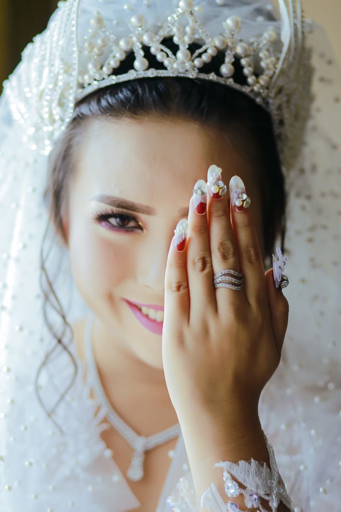Royal Wedding by Seyvia Charis - 001 Royal Wedding by Seyvia Charis - 001