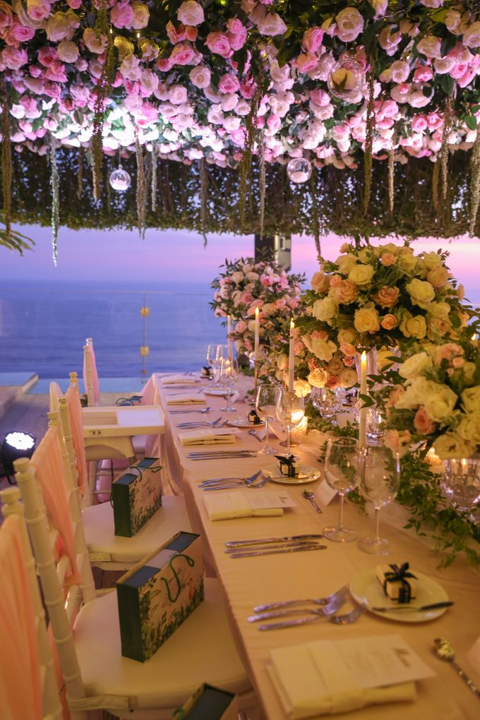 Mesmerizing Cave Wedding at Ocean Bali by Silverdust Decoration - 038 Mesmerizing Cave Wedding at Ocean Bali by Silverdust Decoration - 038