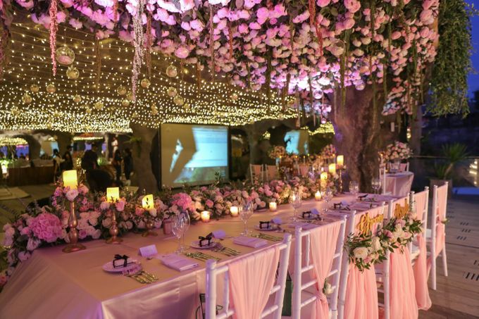 Mesmerizing Cave Wedding at Ocean Bali by Silverdust Decoration - 003 Mesmerizing Cave Wedding at Ocean Bali by Silverdust Decoration - 003