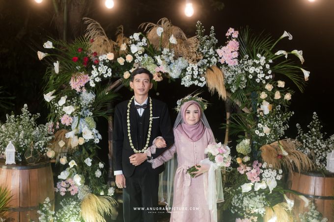 The Wedding of Riyanti & Eksan by Avinci wedding planner - 002