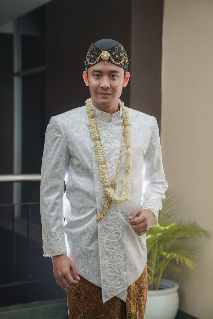 Solo Putri Bride by Tia Achmad Wedding Parlour - 003 Solo Putri Bride by Tia Achmad Wedding Parlour - 003