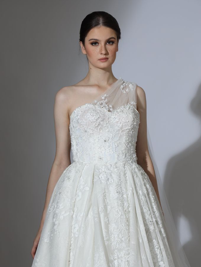 Wedding Gown by LOTA | LAURENT AGUSTINE - 039 Wedding Gown by LOTA | LAURENT AGUSTINE - 039