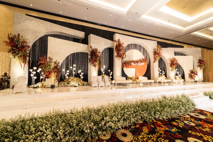 Wedding of Agung & Keyshalla at Trans Convention Center by Monata Wedding Organizer - 003 Wedding of Agung & Keyshalla at Trans Convention Center by Monata Wedding Organizer - 003