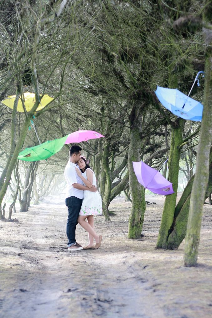 Prewedding Janeva & Panji by aaron Photo & Cinema - 011 Prewedding Janeva & Panji by aaron Photo & Cinema - 011