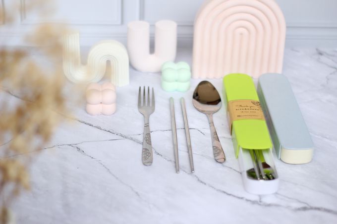 Alat makan/Cutlery by Seserahan by Sistour - 001 Alat makan/Cutlery by Seserahan by Sistour - 001